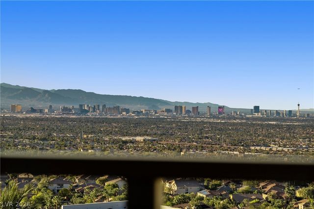 442 Serenity Point Drive, Henderson, NV 89012