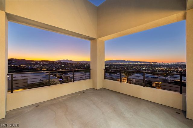 442 Serenity Point Drive, Henderson, NV 89012