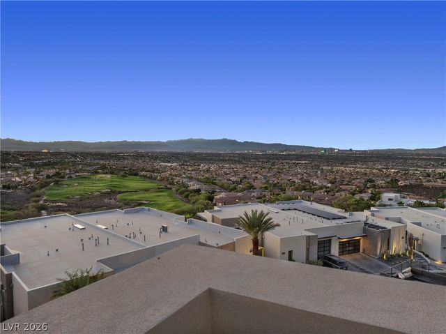 442 Serenity Point Drive, Henderson, NV 89012