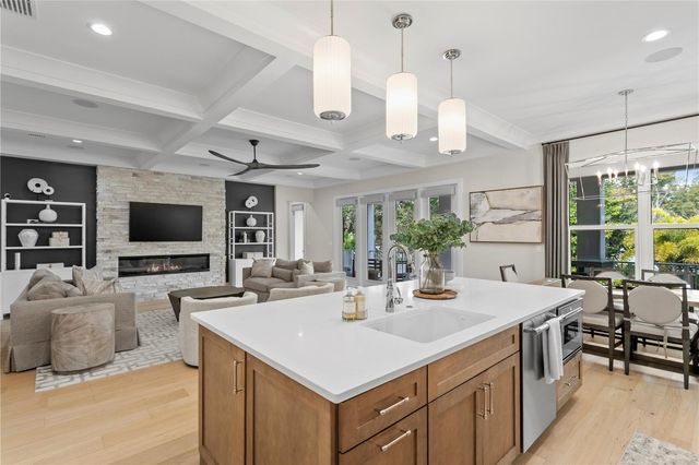 4807 W SAN RAFAEL STREET, Tampa, FL 33629