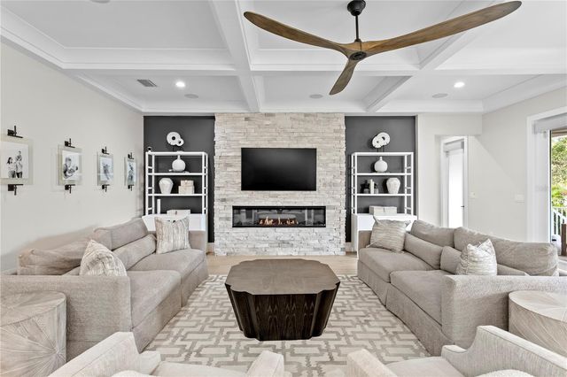 4807 W SAN RAFAEL STREET, Tampa, FL 33629