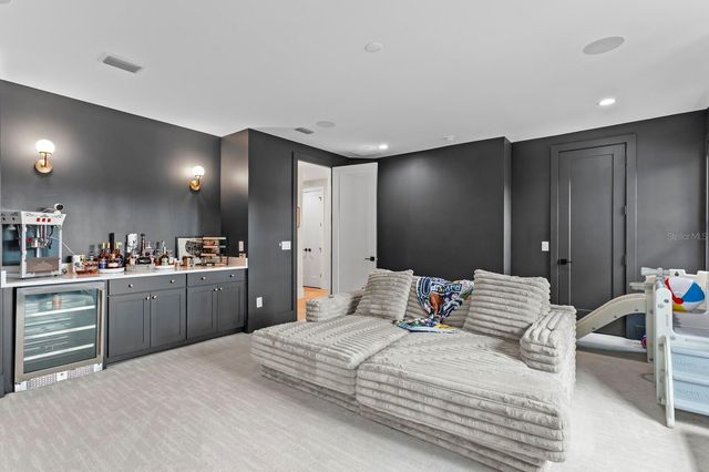 4807 W SAN RAFAEL STREET, Tampa, FL 33629