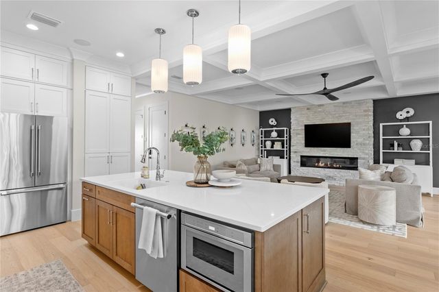 4807 W SAN RAFAEL STREET, Tampa, FL 33629