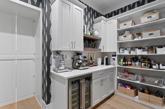 4807 W SAN RAFAEL STREET, Tampa, FL 33629