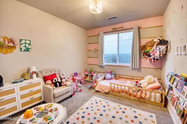 318 Granite Court, Dayton, NV 89403