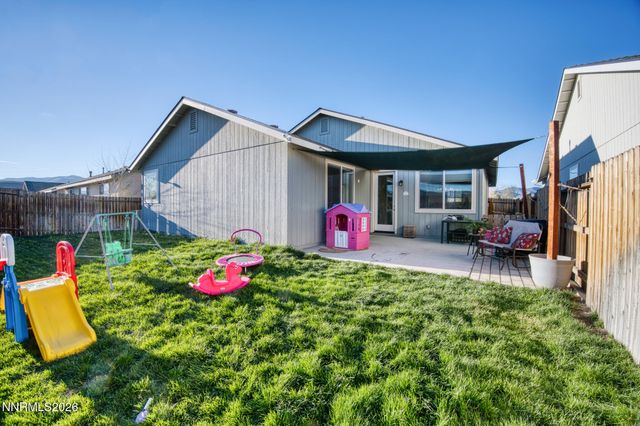 318 Granite Court, Dayton, NV 89403