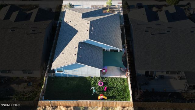 318 Granite Court, Dayton, NV 89403