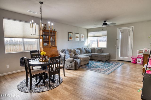 318 Granite Court, Dayton, NV 89403