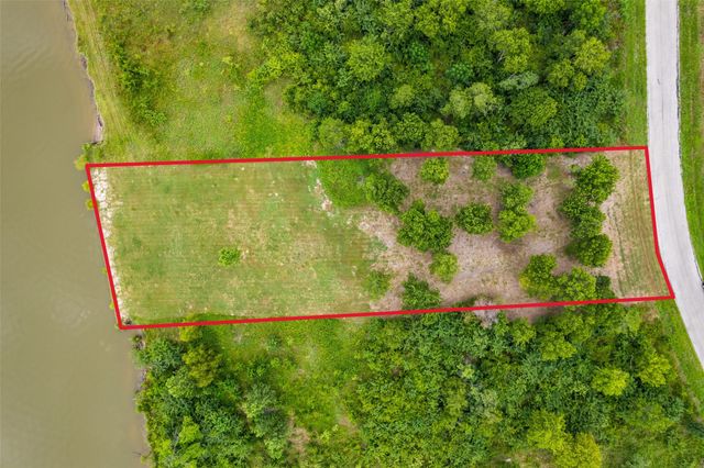 9301 W Shoreline Drive, Kemp, TX 75143