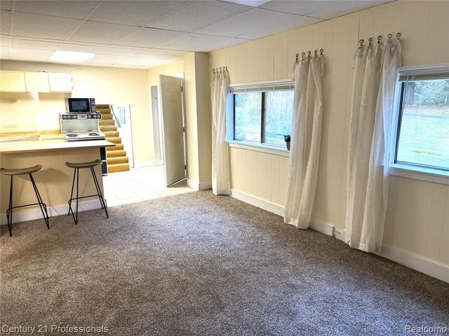 8041 Bridge Lake Road, Clarkston, MI 48348