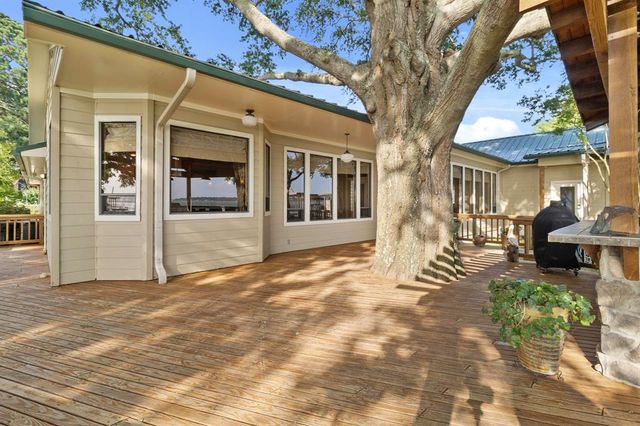 773 Sequoia Dr, Livingston, TX 77351