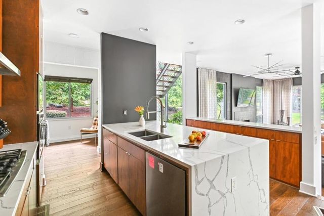 1960 Tall Tree Drive NE, Atlanta, GA 30324