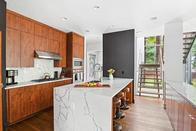 1960 Tall Tree Drive NE, Atlanta, GA 30324
