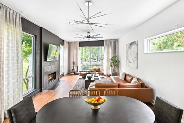 1960 Tall Tree Drive NE, Atlanta, GA 30324