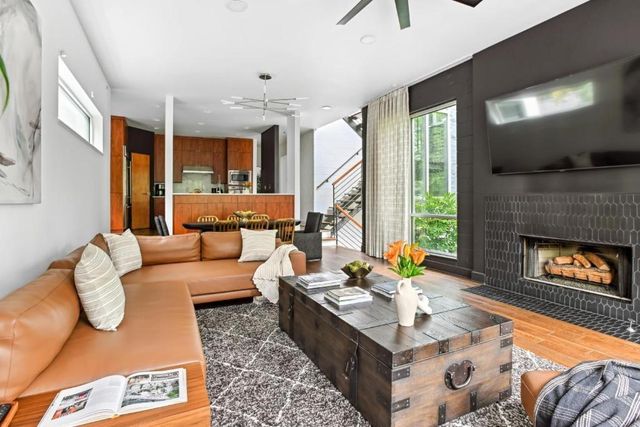 1960 Tall Tree Drive NE, Atlanta, GA 30324