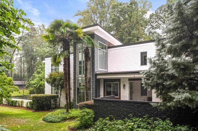 1960 Tall Tree Drive NE, Atlanta, GA 30324