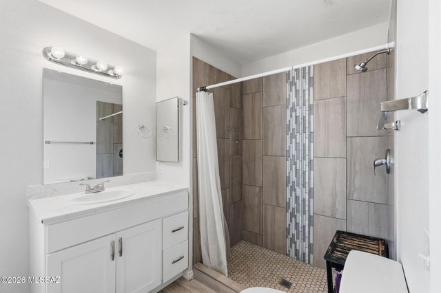 7484 S Via Hermosa, Tucson, AZ 85746