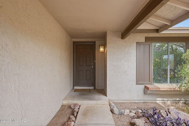 7484 S Via Hermosa, Tucson, AZ 85746