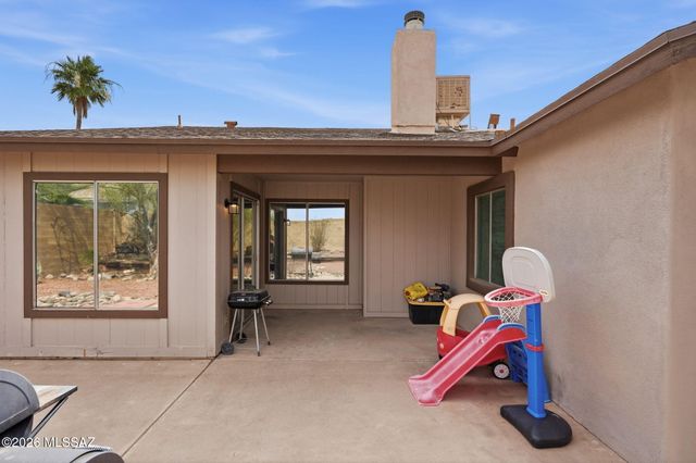 7484 S Via Hermosa, Tucson, AZ 85746