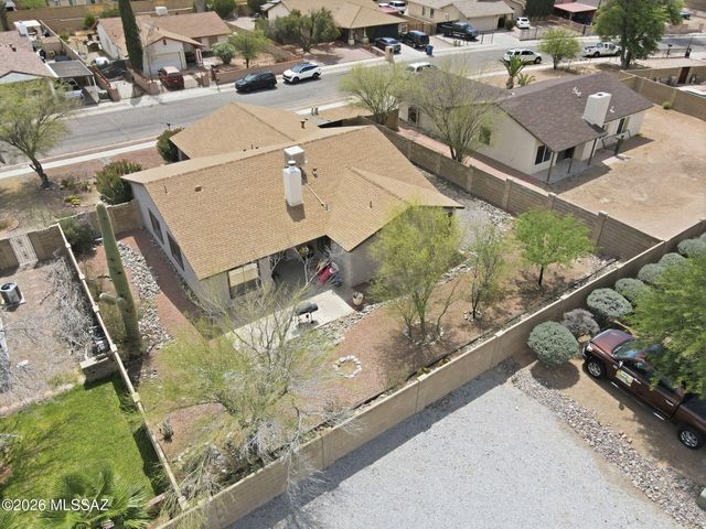 7484 S Via Hermosa, Tucson, AZ 85746
