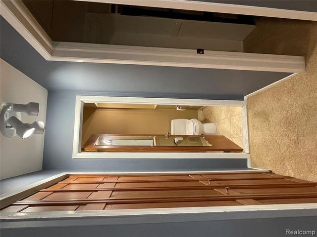 186 Randall Drive, Troy, MI 48085