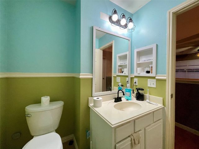 11723 Turtle Lake Drive, Houston, TX 77064