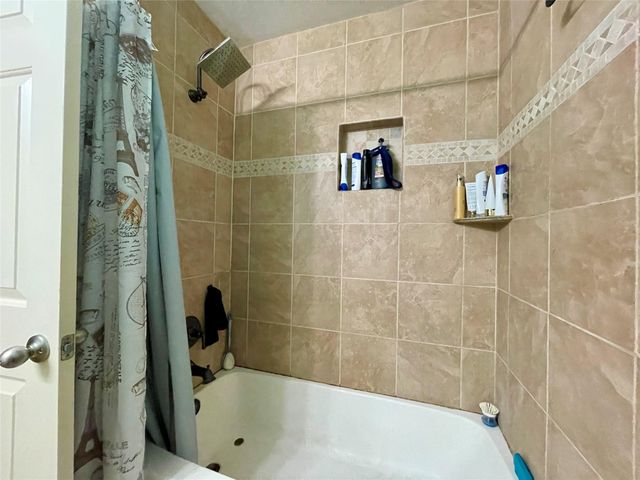 11723 Turtle Lake Drive, Houston, TX 77064