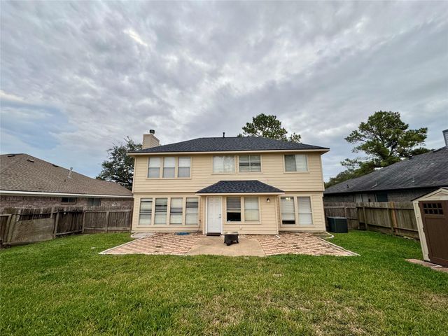 11723 Turtle Lake Drive, Houston, TX 77064