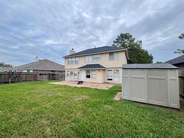 11723 Turtle Lake Drive, Houston, TX 77064