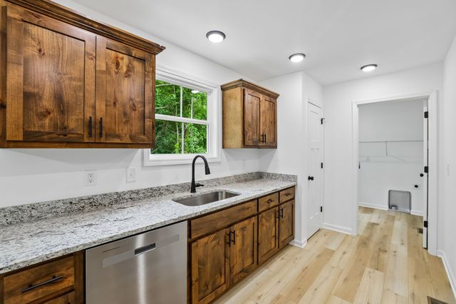 144 Towers Ln, Woodbury, TN 37190