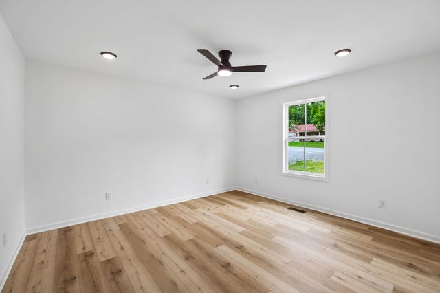 144 Towers Ln, Woodbury, TN 37190