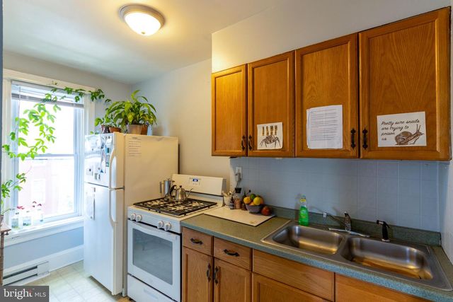 1622 N 3RD ST, Harrisburg, PA 17102