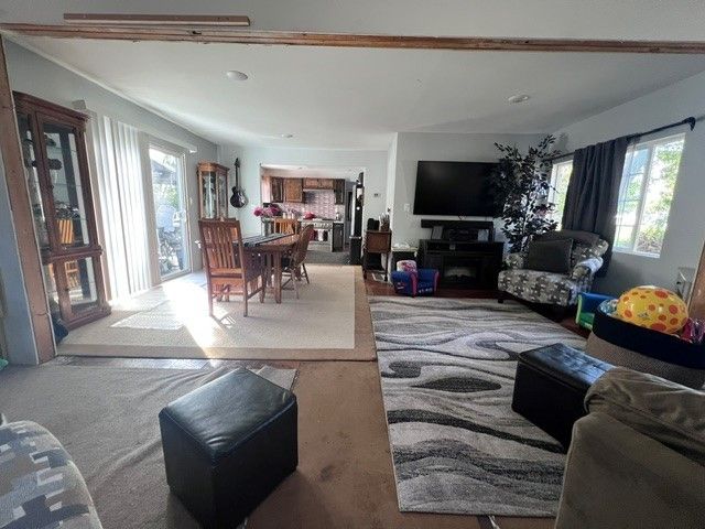 1701 W Low Avenue, Mchenry, IL 60050