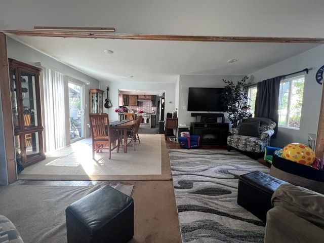 1701 W Low Avenue, Mchenry, IL 60050