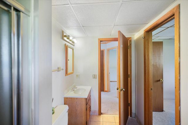 7916 Hallmark Way, Apple Valley, MN 55124