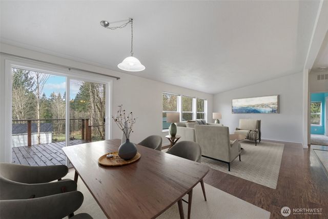 126 Burchett Road, Onalaska, WA 98570