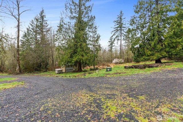 126 Burchett Road, Onalaska, WA 98570