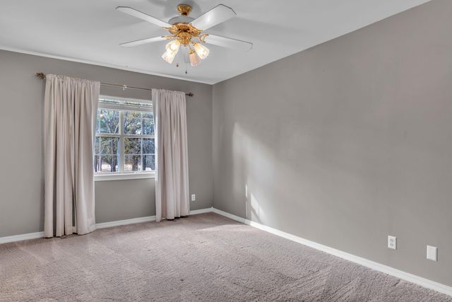 105 Willow Brook Dr, White Oak, TX 75693