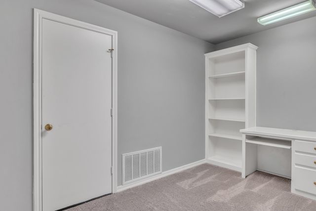 105 Willow Brook Dr, White Oak, TX 75693