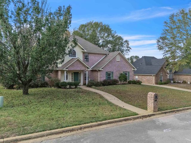 105 Willow Brook Dr, White Oak, TX 75693