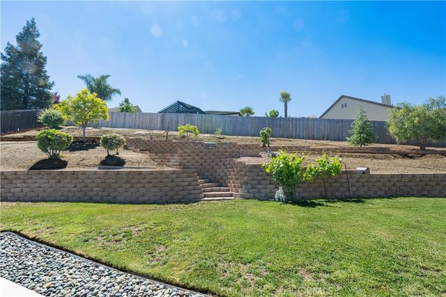 192 Cardinal Way, Paso Robles, CA 93446