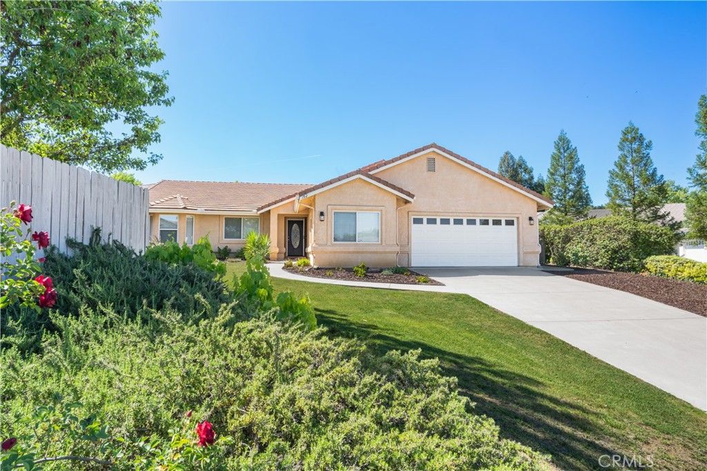 192 Cardinal Way, Paso Robles, CA 93446
