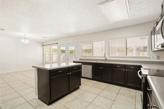 809 Betterman DR, Pflugerville, TX 78660