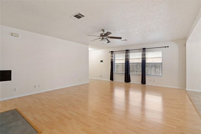 809 Betterman DR, Pflugerville, TX 78660