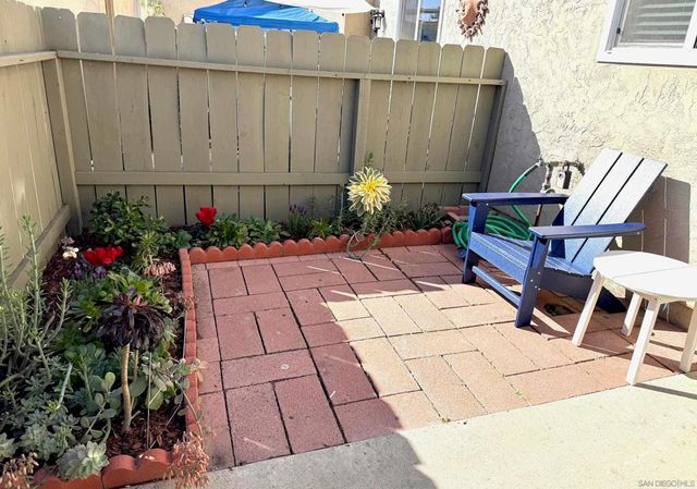 1687 Rue De Valle, San Marcos, CA 92078