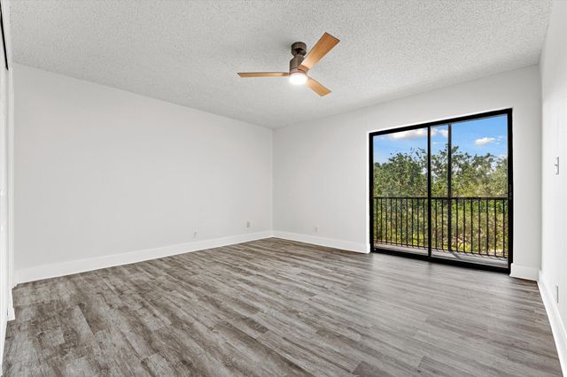 200 W Jacaranda Country Club Drive 3c, Plantation, FL 33324
