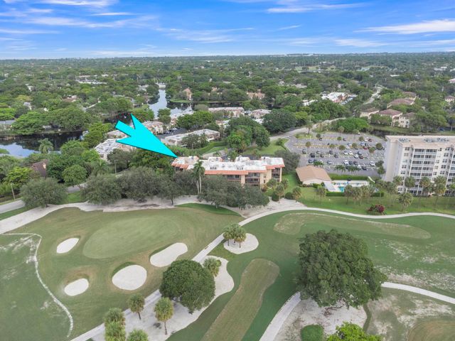 200 W Jacaranda Country Club Drive 3c, Plantation, FL 33324