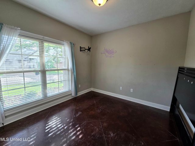 305 Flagstone Drive, Brandon, MS 39042