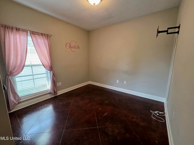 305 Flagstone Drive, Brandon, MS 39042