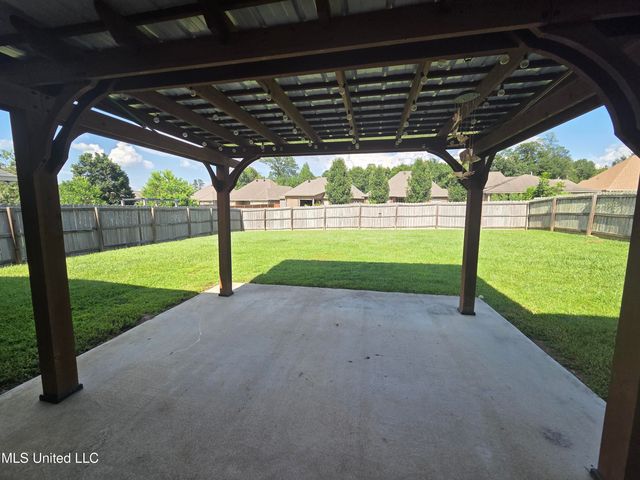 305 Flagstone Drive, Brandon, MS 39042